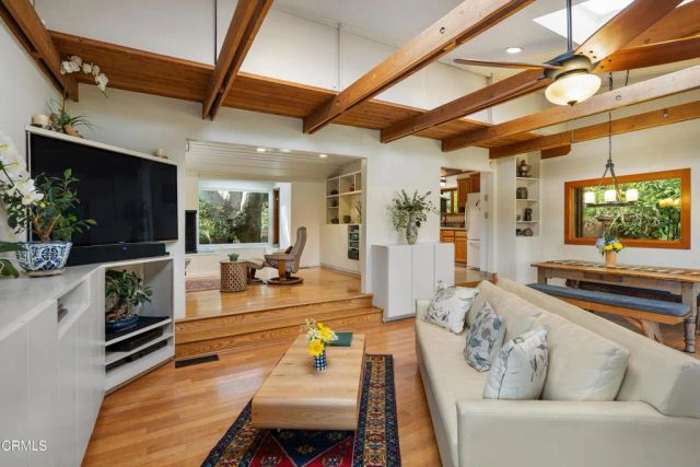 481 Woodland Drive, Sierra Madre, CA 91024