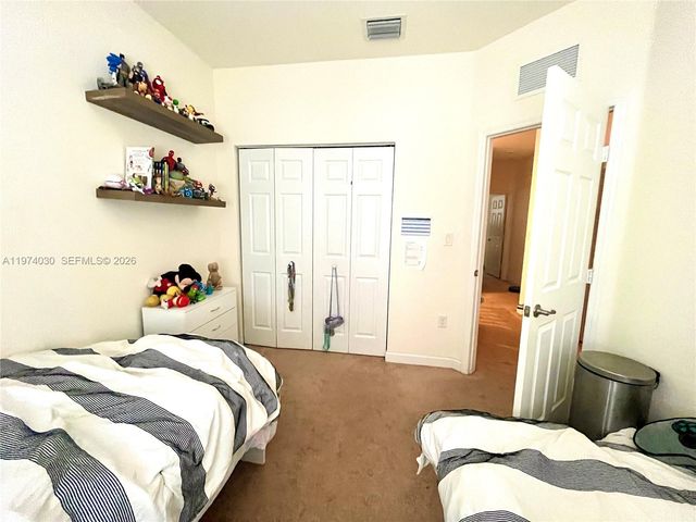 9271 W 33rd Ln, Hialeah, FL 33018