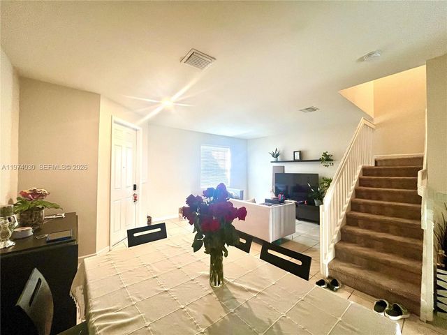 9271 W 33rd Ln, Hialeah, FL 33018