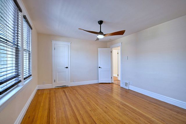 2726 S 60th Court, Cicero, IL 60804