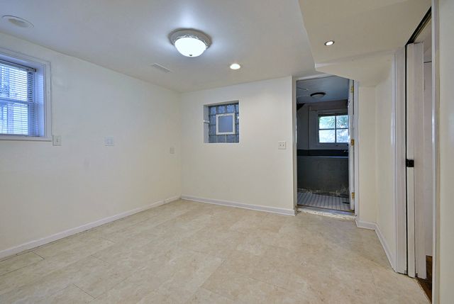 2726 S 60th Court, Cicero, IL 60804