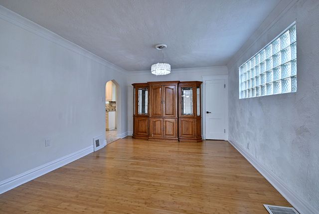 2726 S 60th Court, Cicero, IL 60804