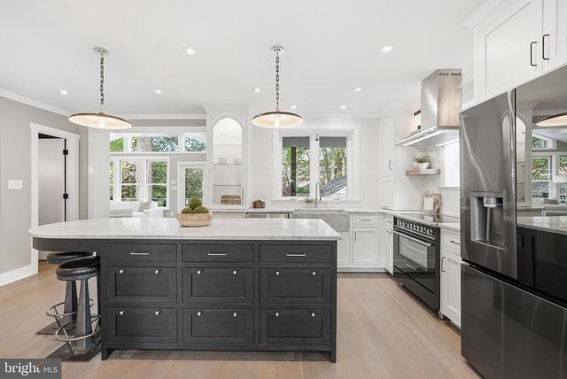 3147 TENNYSON ST NW, Washington, DC 20015