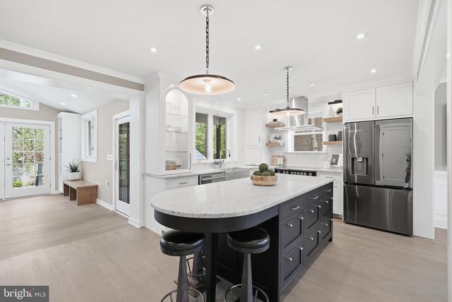 3147 TENNYSON ST NW, Washington, DC 20015