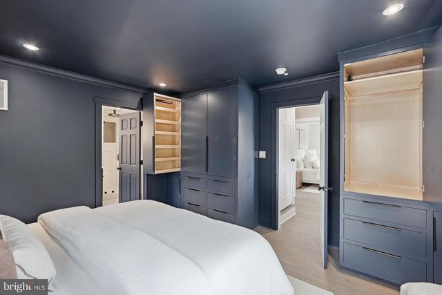 3147 TENNYSON ST NW, Washington, DC 20015
