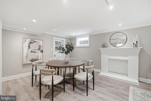 3147 TENNYSON ST NW, Washington, DC 20015