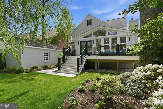 3147 TENNYSON ST NW, Washington, DC 20015