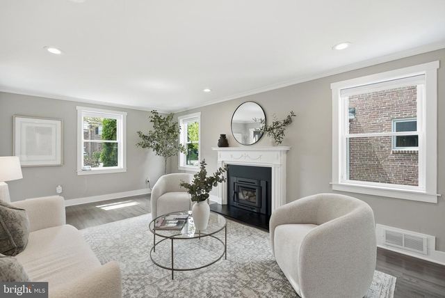 3147 TENNYSON ST NW, Washington, DC 20015