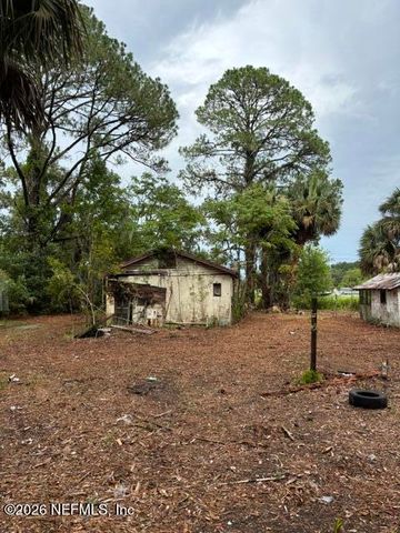 114 E RIVER Road, East Palatka, FL 32131