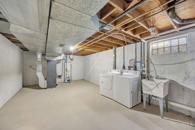 7918 Southampton Court, Mt Healthy, OH 45231