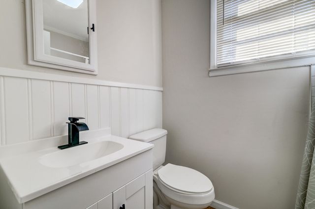 5877 Kirkwood Avenue, North Charleston, SC 29406