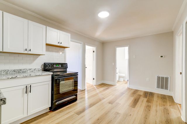 5877 Kirkwood Avenue, North Charleston, SC 29406