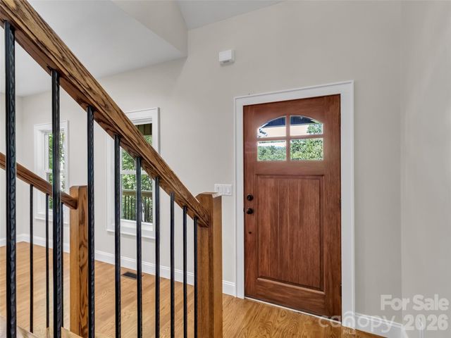 146 Bradford Park, Clyde, NC 28721