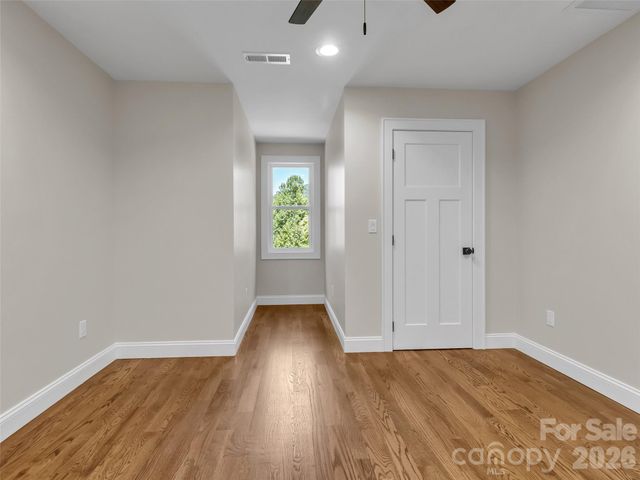 146 Bradford Park, Clyde, NC 28721