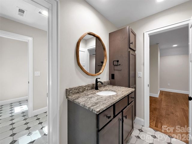 146 Bradford Park, Clyde, NC 28721