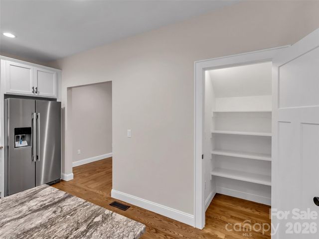 146 Bradford Park, Clyde, NC 28721