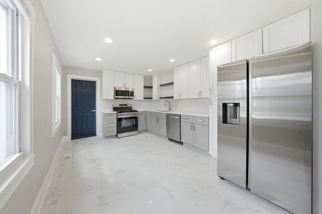 21618 Gailine Avenue, Sauk Village, IL 60411