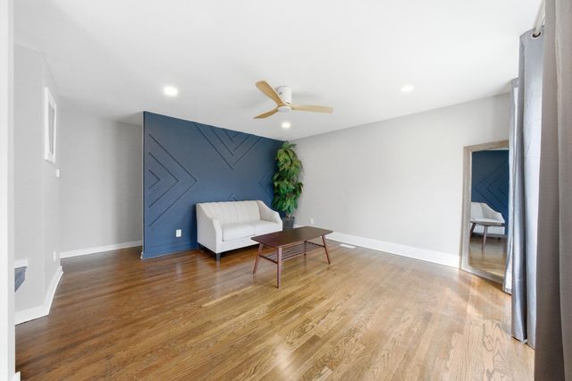 21618 Gailine Avenue, Sauk Village, IL 60411