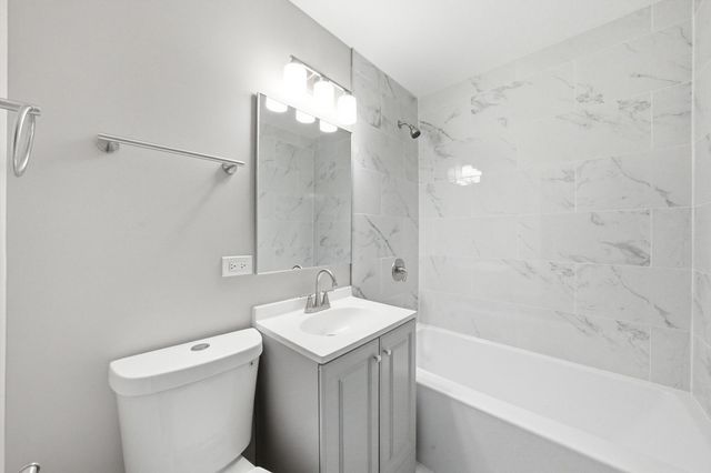 21618 Gailine Avenue, Sauk Village, IL 60411