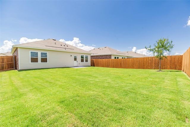 772 Wellington Drive, Lavon, TX 75166