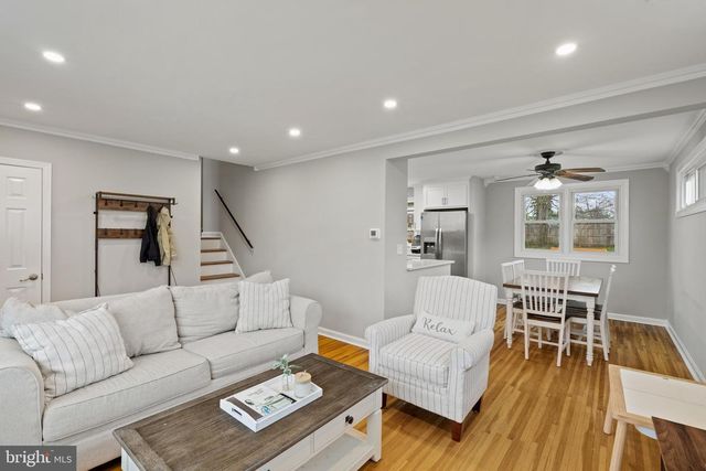 114 N VALLEYBROOK RD, Cherry Hill, NJ 08034