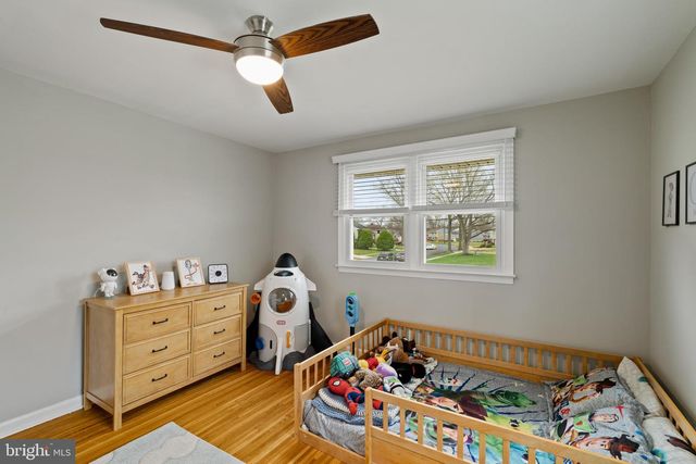 114 N VALLEYBROOK RD, Cherry Hill, NJ 08034