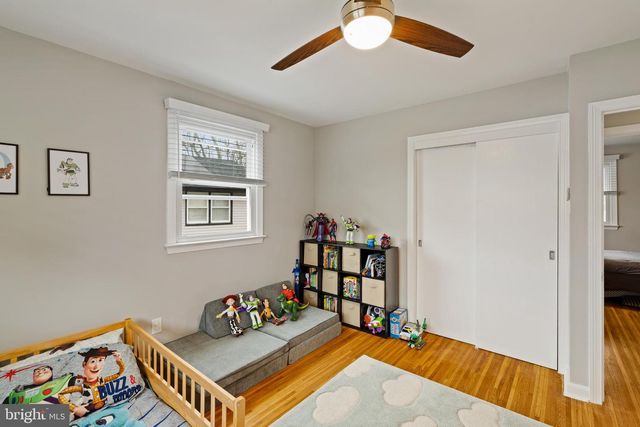 114 N VALLEYBROOK RD, Cherry Hill, NJ 08034