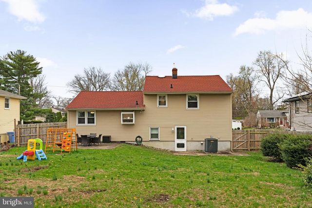 114 N VALLEYBROOK RD, Cherry Hill, NJ 08034