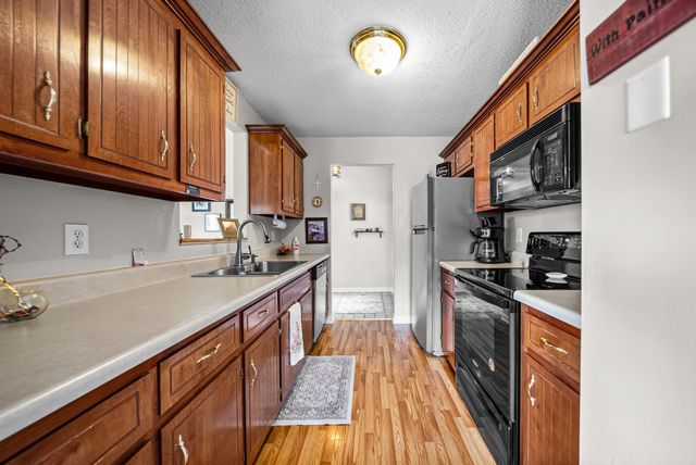 3795 Madeline Ct, Clarksville, TN 37042