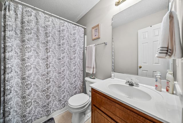 3795 Madeline Ct, Clarksville, TN 37042