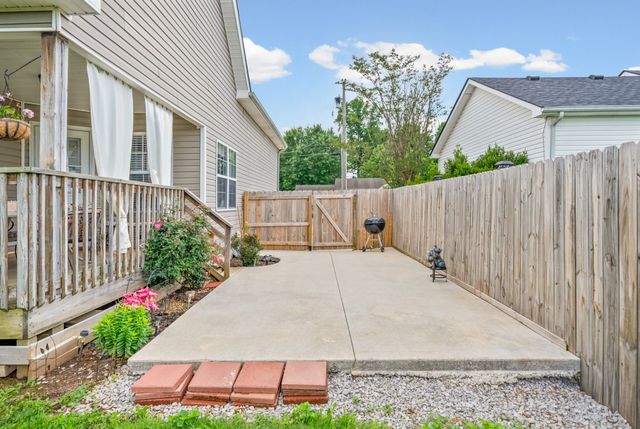 3795 Madeline Ct, Clarksville, TN 37042
