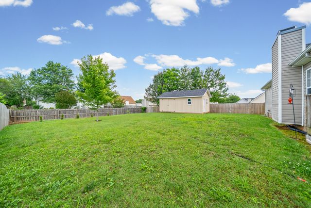 3795 Madeline Ct, Clarksville, TN 37042