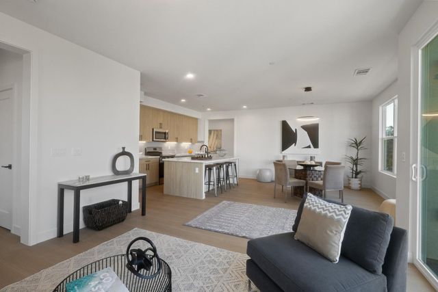 827 Fassler Avenue, Pacifica, CA 94044