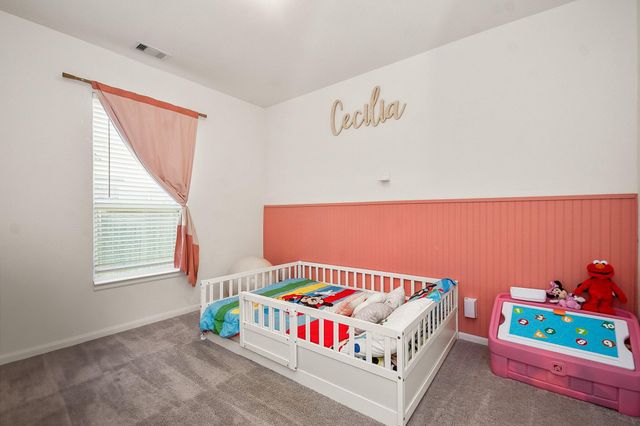 418 Wellshire Drive, West Columbia, TX 77486