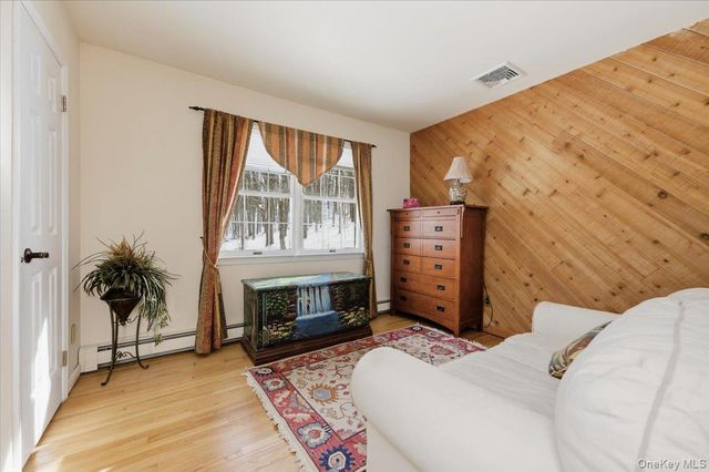 15 Lake Gilead Road, Carmel, NY 10512