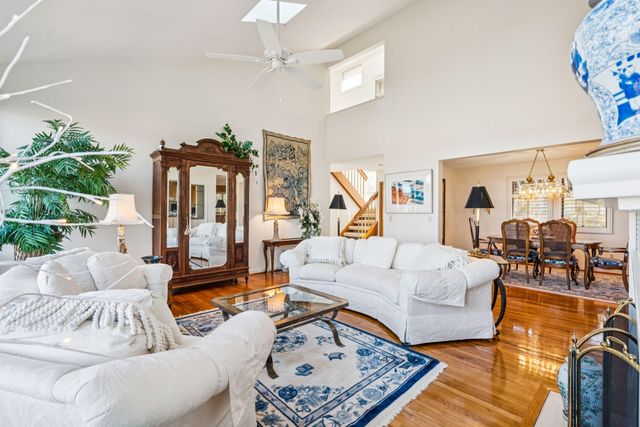 10 Waterway Island Drive, Isle Of Palms, SC 29451