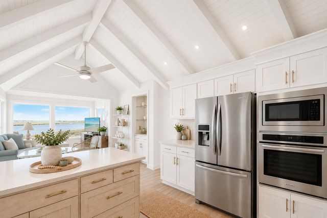 10 Waterway Island Drive, Isle Of Palms, SC 29451