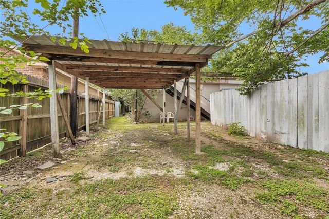 9650 E Hardy Road, Houston, TX 77093