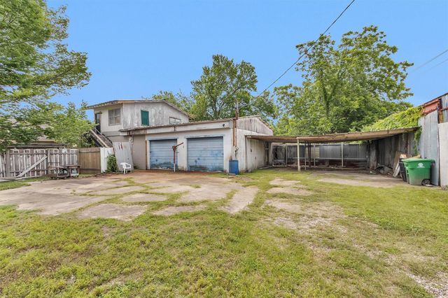 9650 E Hardy Road, Houston, TX 77093