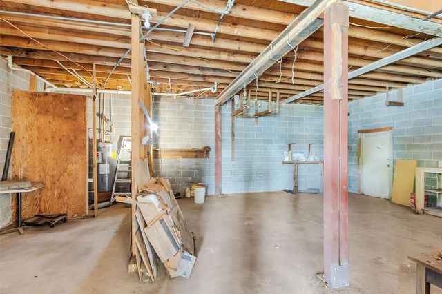 9650 E Hardy Road, Houston, TX 77093