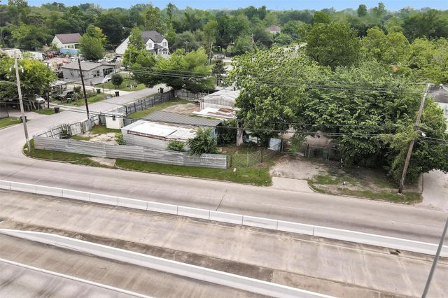 9650 E Hardy Road, Houston, TX 77093