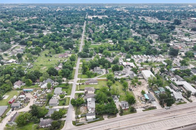 9650 E Hardy Road, Houston, TX 77093
