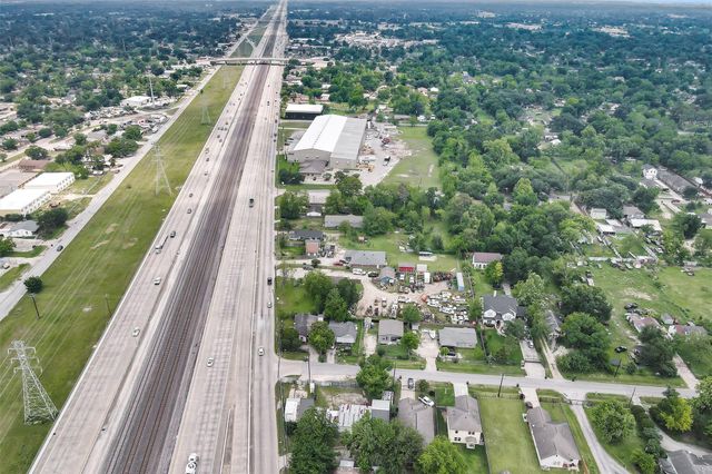 9650 E Hardy Road, Houston, TX 77093