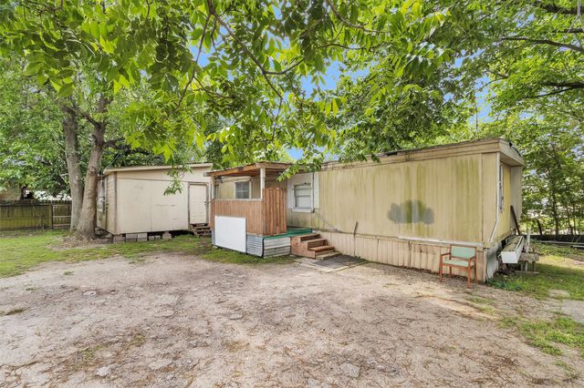 9650 E Hardy Road, Houston, TX 77093