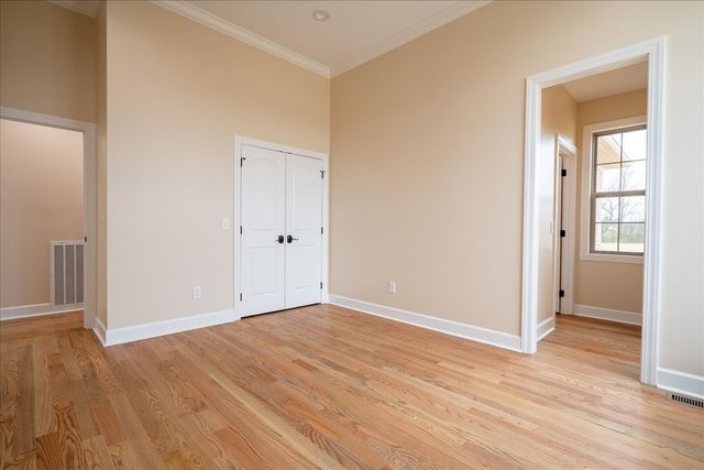 1238 Baylee Cir, Lawrenceburg, TN 38464