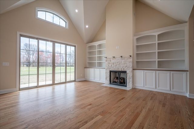 1238 Baylee Cir, Lawrenceburg, TN 38464