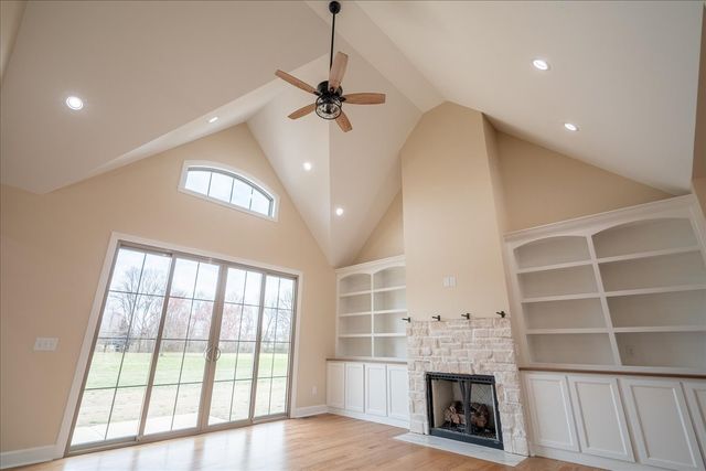 1238 Baylee Cir, Lawrenceburg, TN 38464