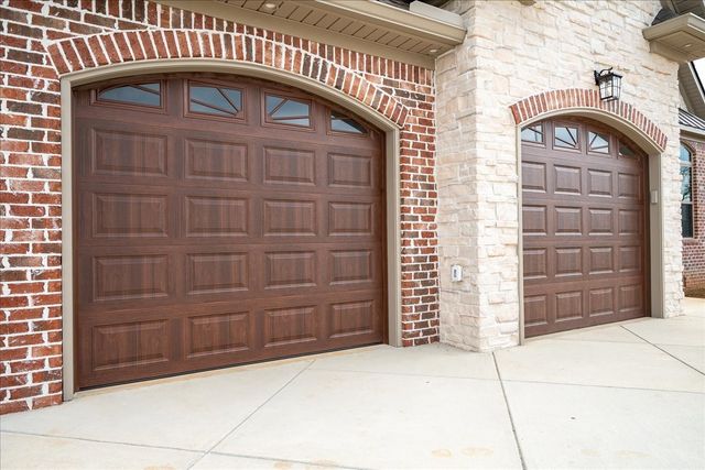 1238 Baylee Cir, Lawrenceburg, TN 38464