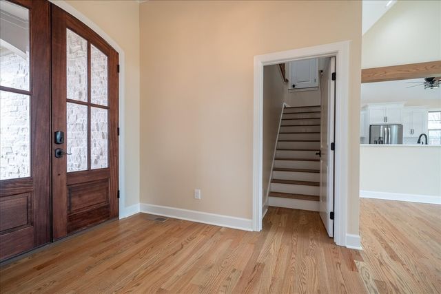 1238 Baylee Cir, Lawrenceburg, TN 38464