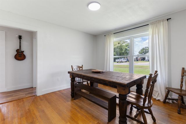107 Southmayd Road, Southmayd, TX 76268